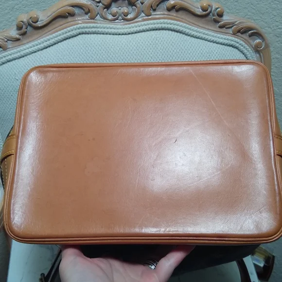 Louis Vuitton Vintage Noe GM Bucket Bag - Picture 11 of 16
